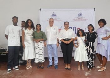 Desarrollo Fronterizo apoya talento artístico en Elías Piña con Festival Voces Fronterizas