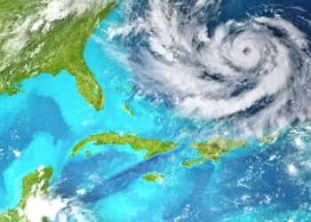 Temporada de huracanes 2025: 5 recomendaciones preventivas para mantener la operación de las empresas*