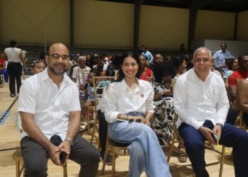 Jóvenes con vocación en el canto participan en Festival Voces Fronterizas 2025 en Montecristi