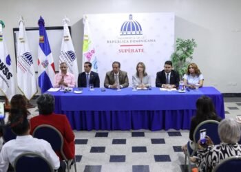 Gobierno inicia entrega bono a familias afectadas caso Jet Set