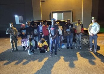 Ejército detiene 14 haitianos en franja Montecristi y Dajabón