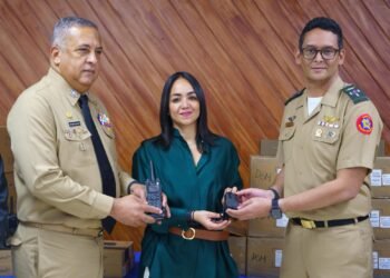 Anuncian agentes de Migración utilizarán cámaras corporales