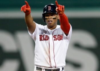 Rafael Devers pasa de Boston a Giants SF en sorpresivo cambio