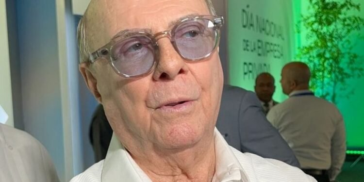 Opina es urgente regularizar en la RD la mano de obra haitiana