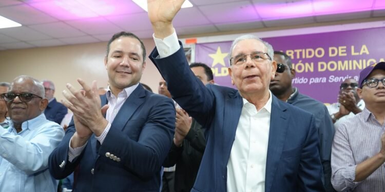 Danilo Medina dice ‘la gente se prepara para cambiar el cambio’