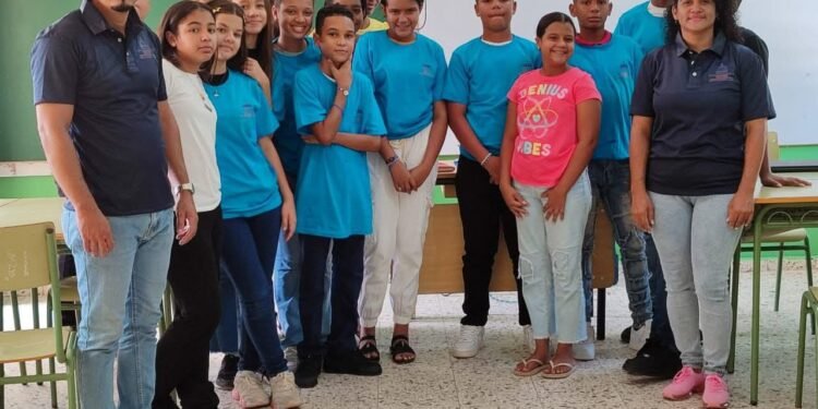 Distrito 13-03 lanza Campamento de verano Robótica Educativa 2025