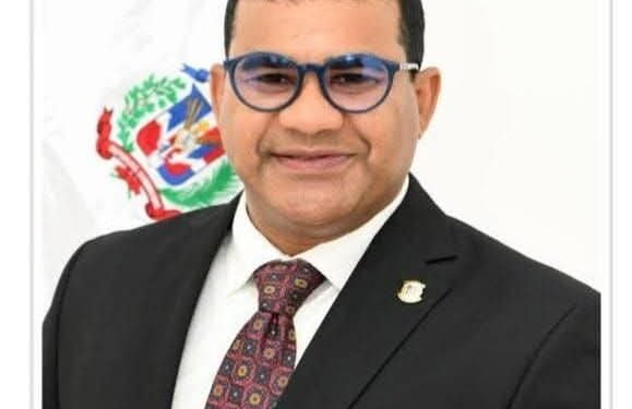 Los diputados Tony Bengoa y Juan  Bolivar logran el proyecto de  Ley de incentivo fronterizo al maestro