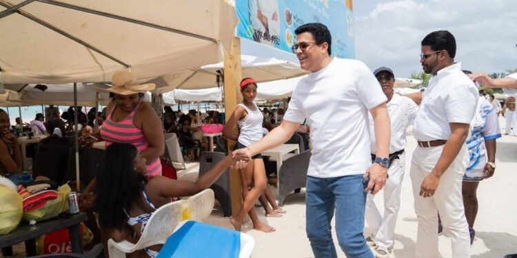 David Collado inicia transformación histórica en Boca Chica con inversión de RD$600 millones