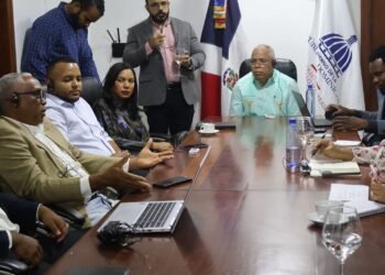 La Unión Europea, el Banco de Desarrollo del Caribe y Desarrollo Fronterizo conforman mesa técnica para impulsar proyecto piscícola sostenible en la zona sur del país»