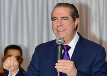 “El país va como el cangrejo”, afirma Francisco Javier García