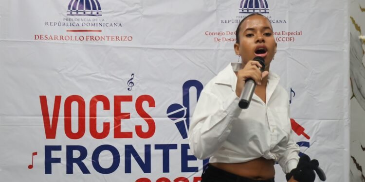 Director de desarroyo fronterizo Ramon Perez tejada promueve el canto como identidad cultural con festival Voces fronterizas