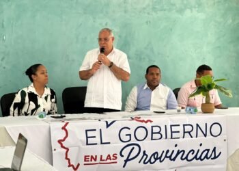 Ramón Ernesto Pérez Tejada Acerca el Gobierno a las Comunidades, promoviendo el desarrollo en la frontera