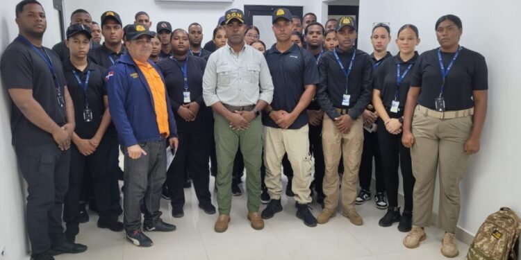 Llega primer grupo de ARR a reforzar labores de control migratorio de la DGM en Dajabón