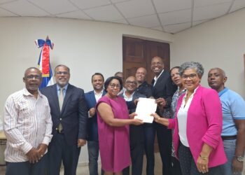 Plancha del MMV encabezada por Luis Pérez es la número uno*