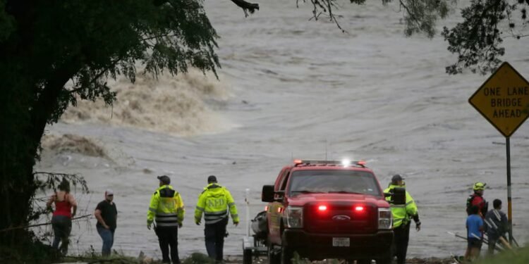 EU: Aumentan 69 muertos por inundaciones; declaran desastre