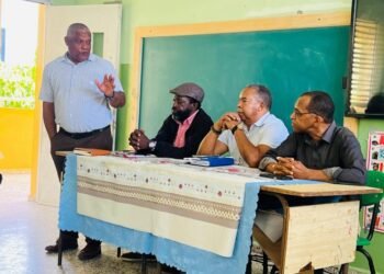 ADP: «No hay garantías» para un año escolar sin contratiempos