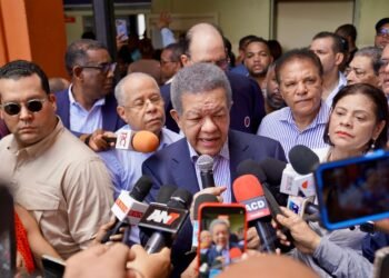 Leonel ve es pobre desempeño económico de R. Dominicana