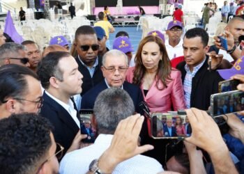 Danilo hace fuertes críticas a la política educativa del Gobierno