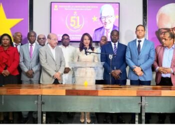 Partidos ven sistema educativo de RD está al borde de colapso