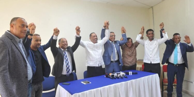 Dos Generaciones y Marcelino Vega mayoritario suscriben pacto por rescate del CDP