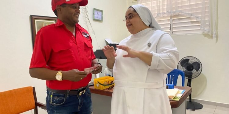 Destacado comunicador Juan de Dios Liberato realiza aporte por parte de las empresas Mukai