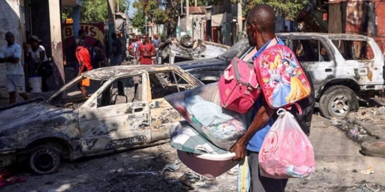 EE.UU. recomienda «hacer un testamento» antes viajar a Haití