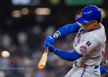 Jonrón de Juan Soto lo acerca a record leyenda Mickey Mantle