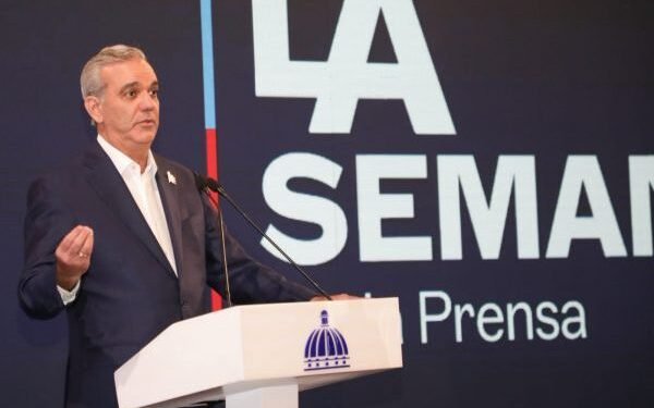 Abinader responde a Medina: Oposición fue que empezó hablar de obras