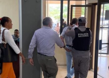 Apresan 3 hombres en Puerto Plata por estafa inmobiliaria