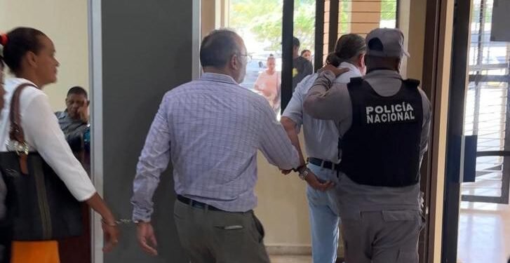 Apresan 3 hombres en Puerto Plata por estafa inmobiliaria