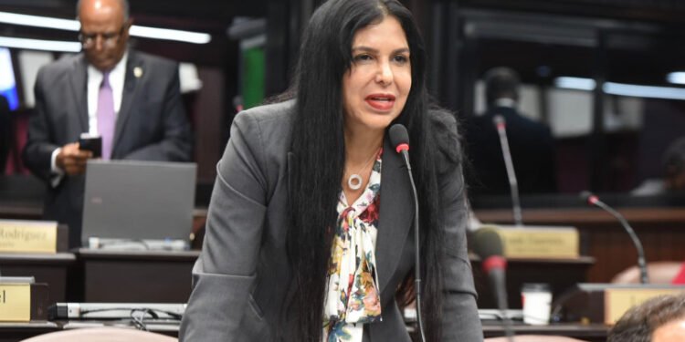 Arrestan exdiputada Pilarte condenada por lavado activos