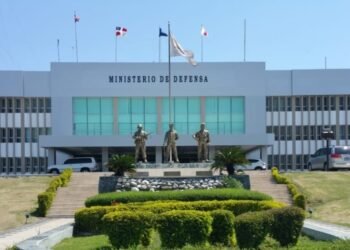 :Ministerio de Defensa de la RD remueve y reasigna 72 oficiales
