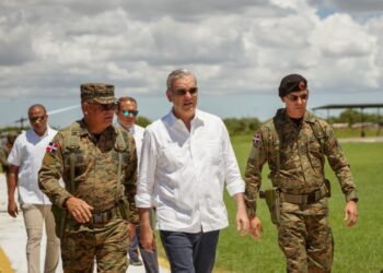 Vigilancia térmica, sensores de movimiento, drones en frontera