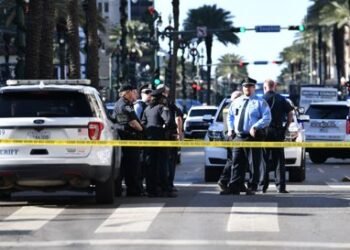 EEUU: Al menos 3 muertos en tiroteo contra centro migrantes