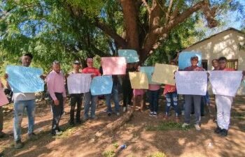 Camino detereorado Comunidades convocan a paro este viernes por paso de camiones con materiales para el muro fronterizo en Dajabón