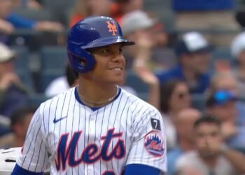 Juan Soto extiende racha y empata marca de Lou Gehrig