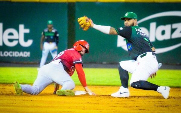 Estrellas y Toros triunfan en el beisbol de RD; suspenden en SD