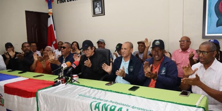 Profesionales agropecuarios convocan a paro en Dominicana