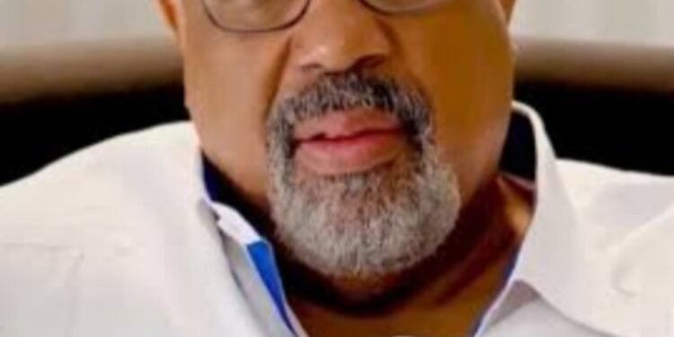 ⚡ El BIS renueva su compromiso con Leonel Fernández y lo proclama como el líder del cambio verdadero.