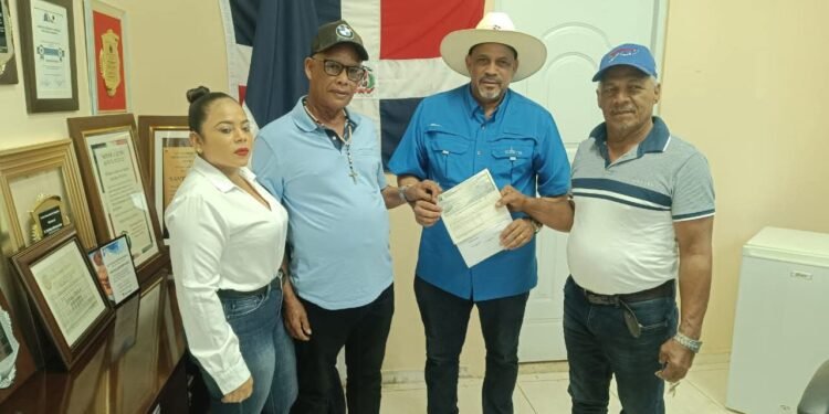 Alcaldia entrega recursos del Presupuesto Participativo para el desarrollo de sectores y comunidades del municipio.