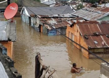 Melissa deja un muerto, fuertes inundaciones y daños en la RD