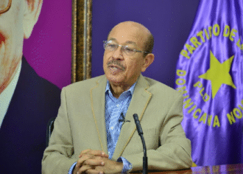 El PLD dice hoy la deuda pesa más y el país avanza menos