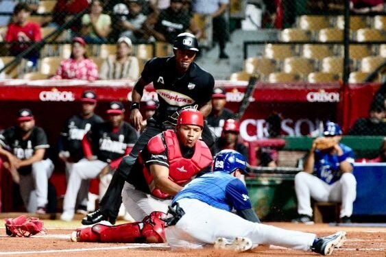 Leones blanquean Licey; Aguilas y Estrellas ganan en beisbol RD