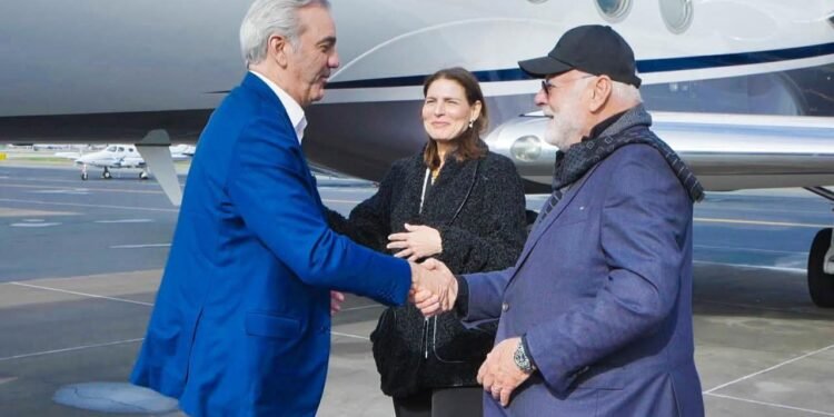 Presidente Abinader inicia visita de dos días en San José, California, donde participará en reunión anual de Semiconductores*