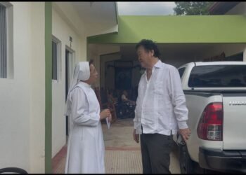 Takeshi Mukai Entrega Electrodomésticos y Alimentos al Asilo de Ancianos «Ser Ternura de Dios.