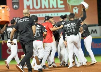 Aguilas, Leones y Gigantes obtienen triunfos en beisbol RD