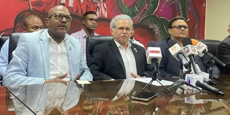 Luis Peña Núñez dice que es el ganador de elecciones del CMD