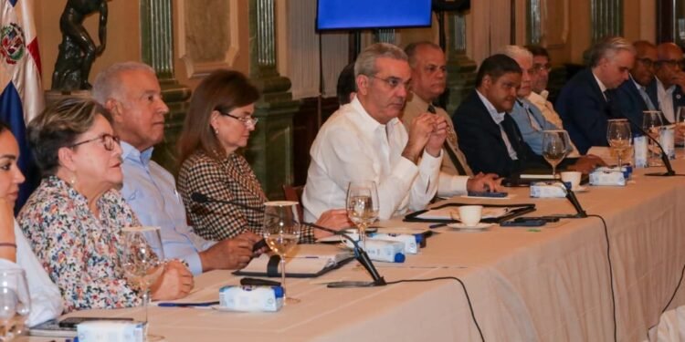Gobierno dispone RD$12 mil millones para afectados Melissa