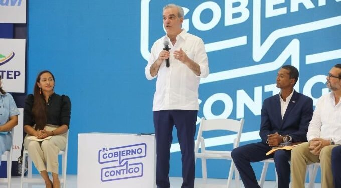 Abinader anuncia soluciones en los servicios públicos de Higüey