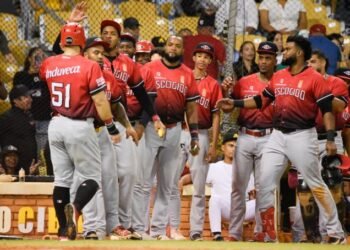 Leones, Estrellas y Gigantes obtienen triunfos beisbol RD